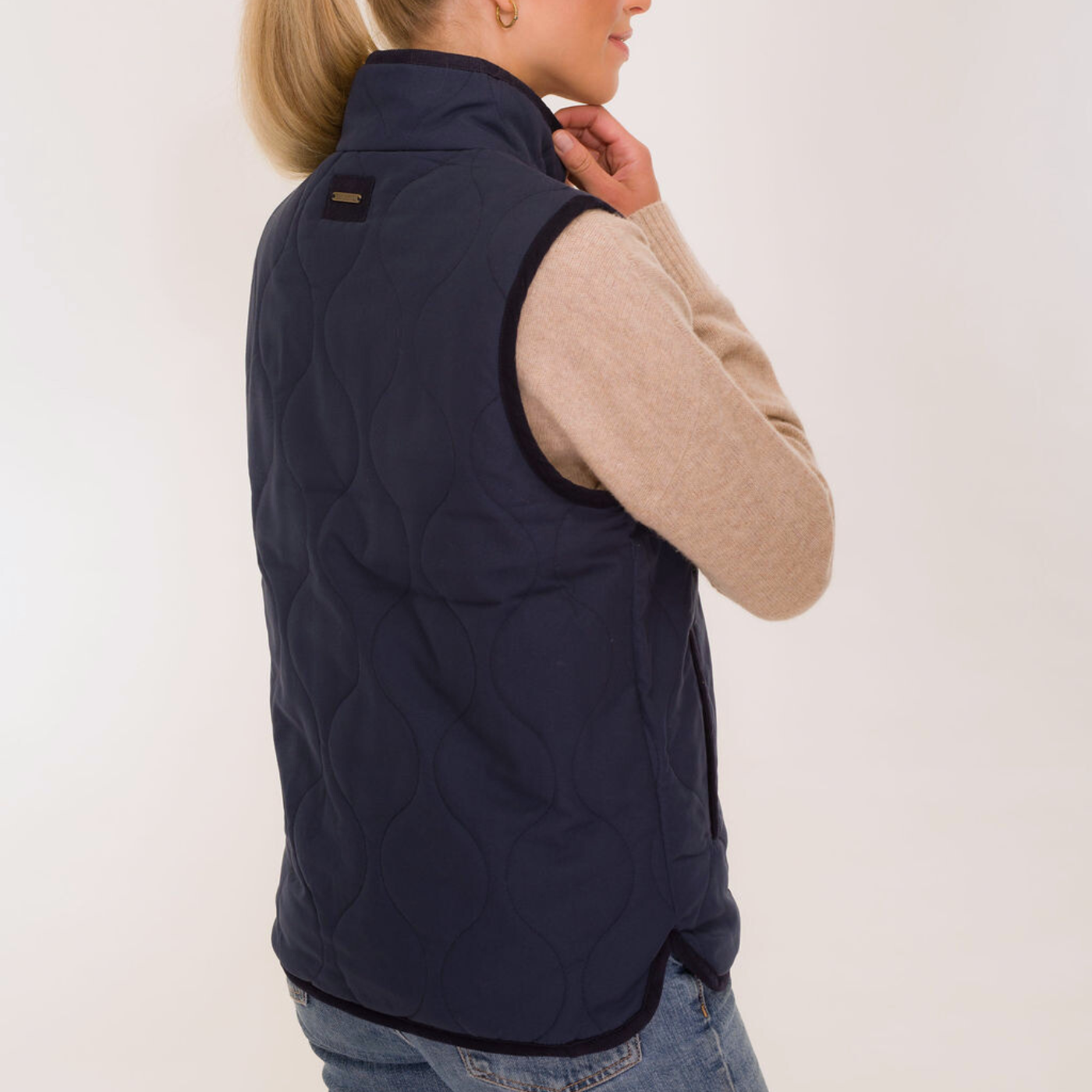 Hicks & Brown Clothing The Timworth Gilet in Navy