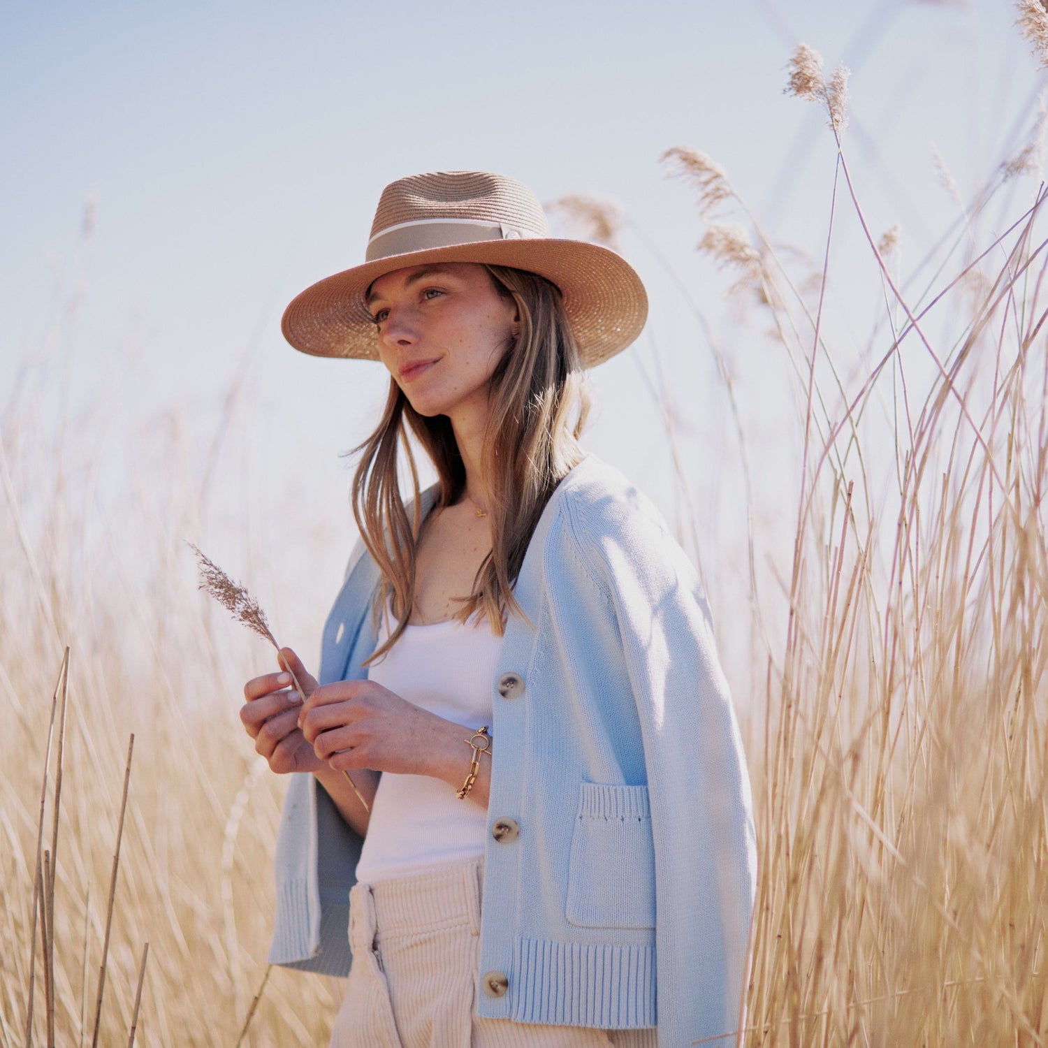 Hicks & Brown The Hemley Fedora in Natural with Fawn Ribbon