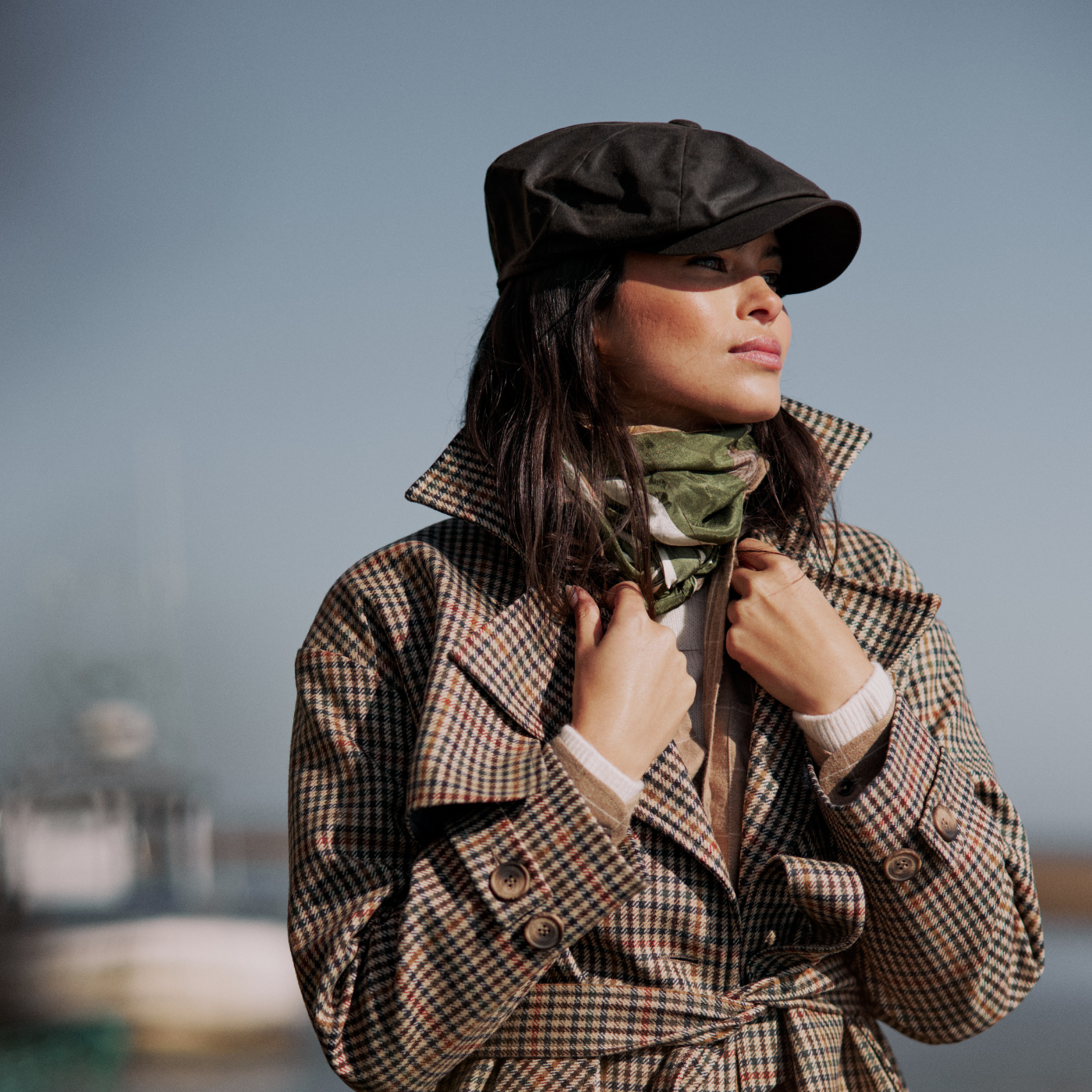 Hicks & Brown The Hengrave Wax Baker Boy Cap in Olive