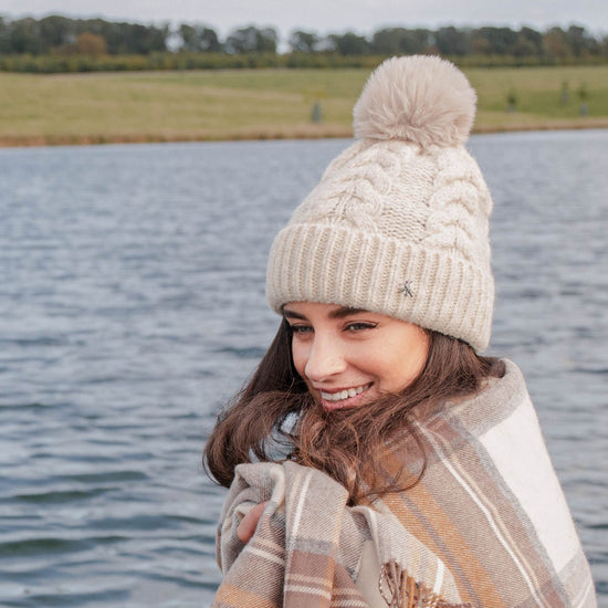 Hicks & Brown The Langham Pom Beanie in Oatmeal