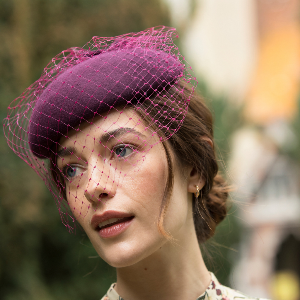 Can you wear a black hat to a wedding hotsell