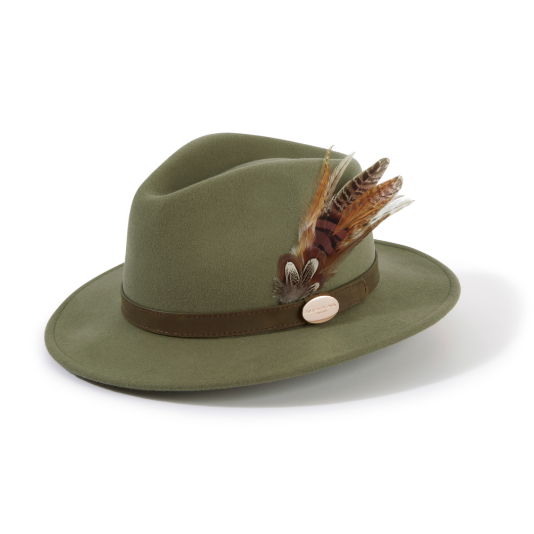 The Suffolk Fedora in Moss (Bronze Feather)