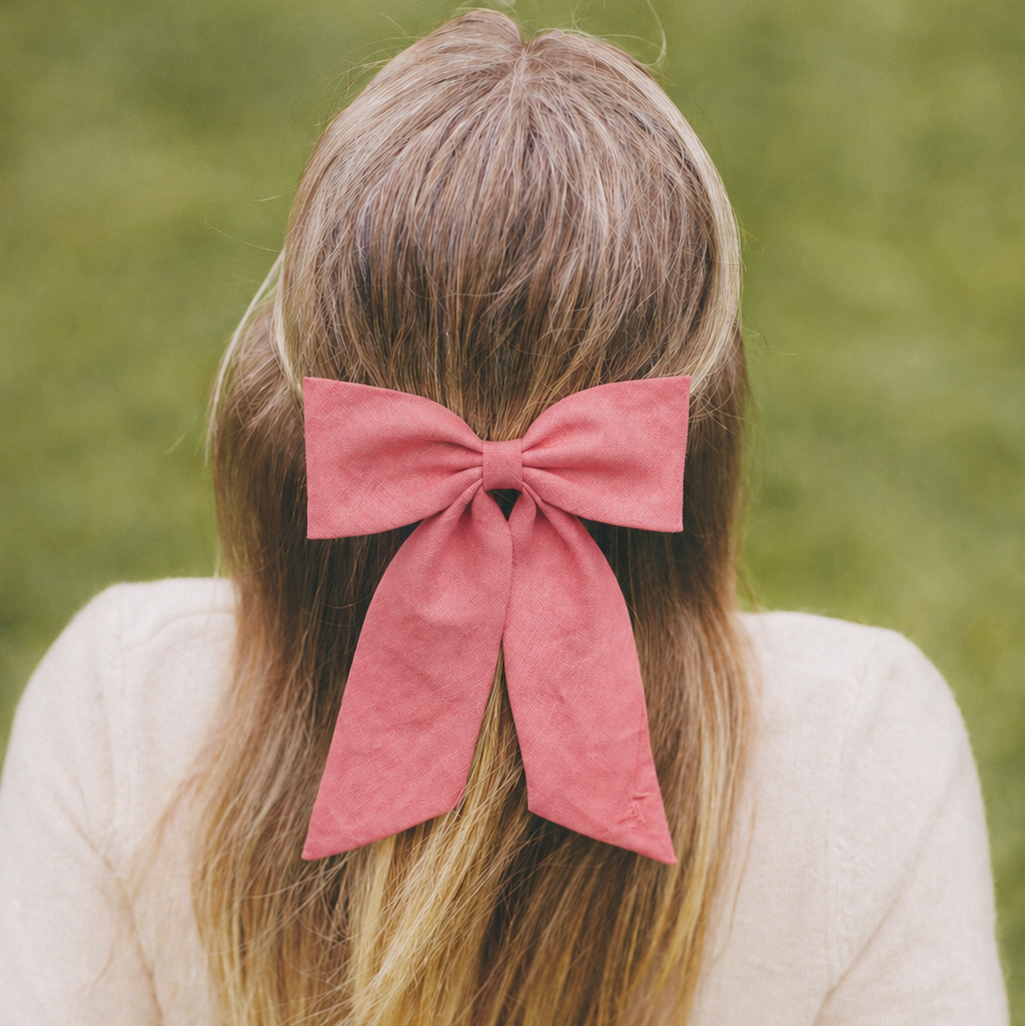 The Juliet Bow in Blush Pink