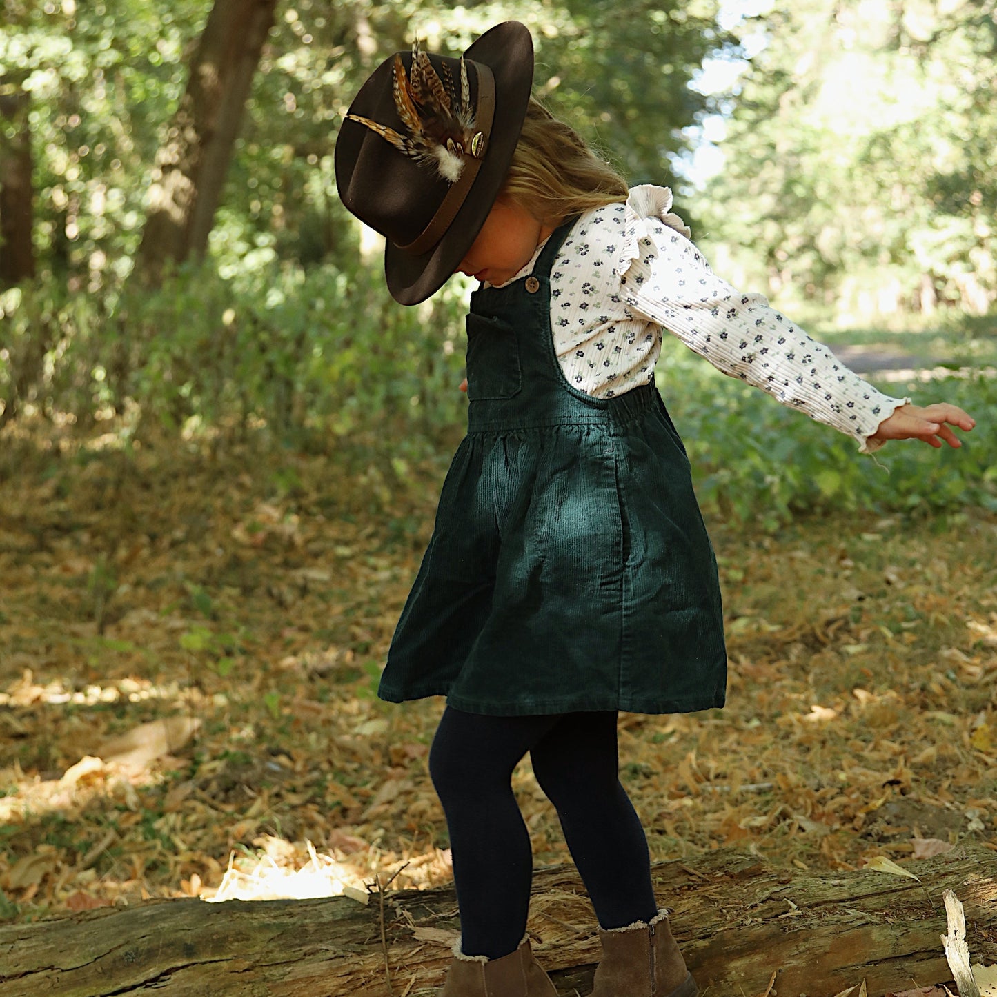 The Children's Suffolk Fedora in Dark Brown (Bronze Feather)