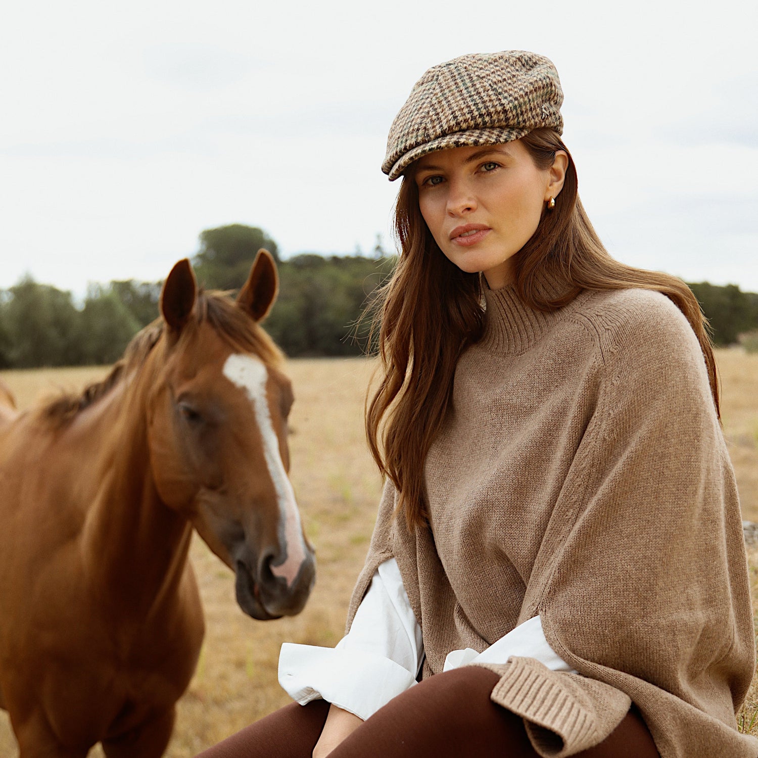 The Felsham Tweed Baker Boy Cap in Moss