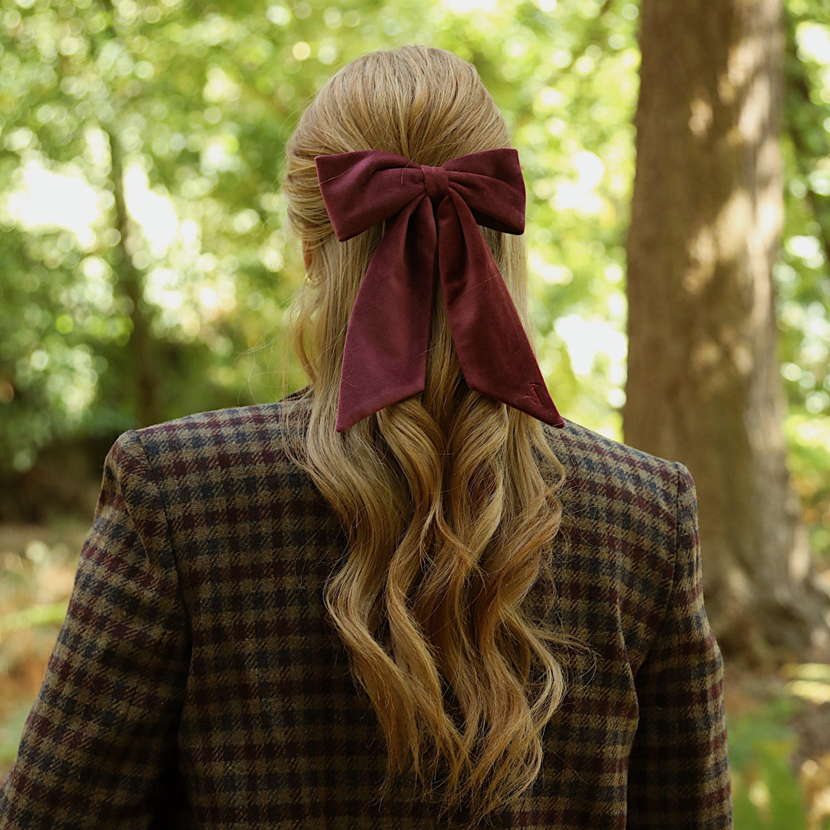 The Juliet Velvet Bow in Plum