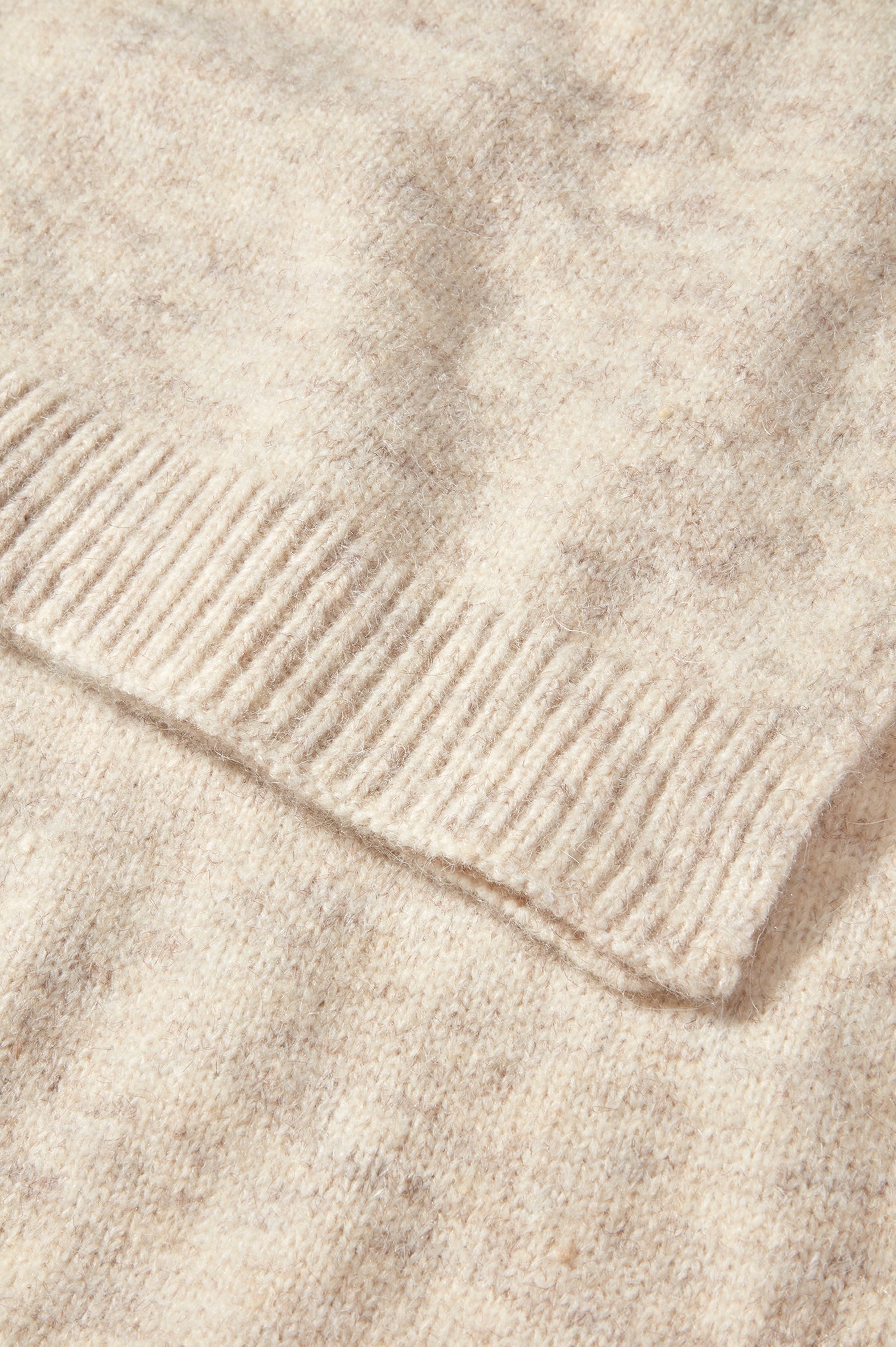 Hicks & Brown The Burwell Scarf in Oatmeal