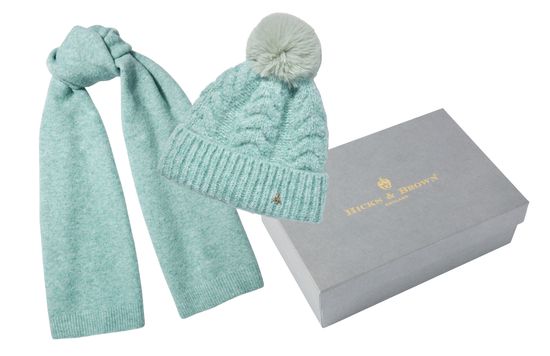 Load image into Gallery viewer, Hicks &amp;amp; Brown The Langham Beanie and Burwell Scarf in Mint
