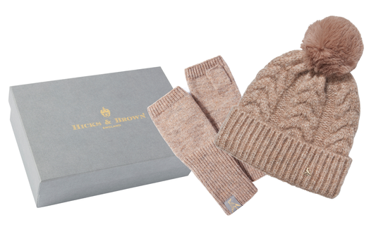 Load image into Gallery viewer, Hicks &amp;amp; Brown The Langham Beanie and Kersey Wrist Warmers in Walnut
