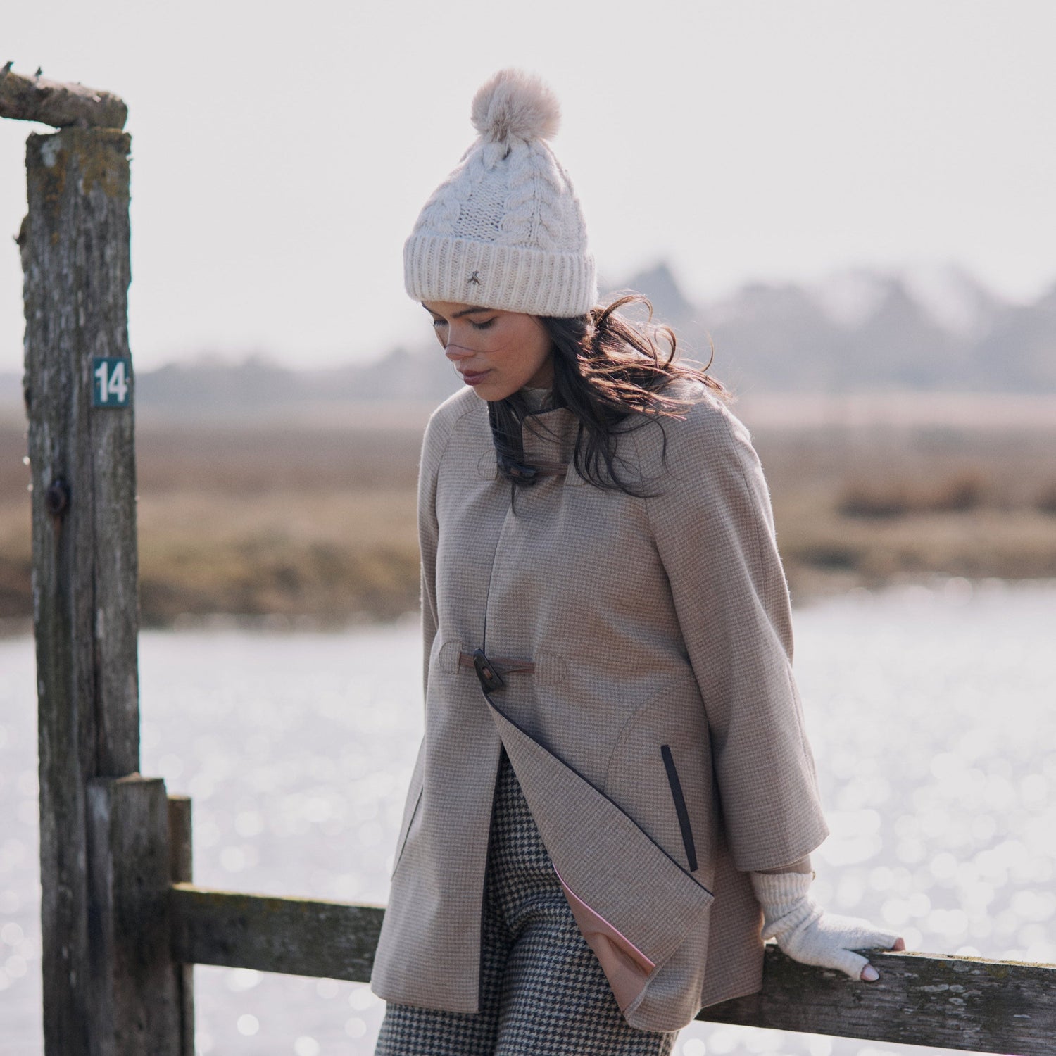 Hicks & Brown The Langham Pom Beanie in Oatmeal