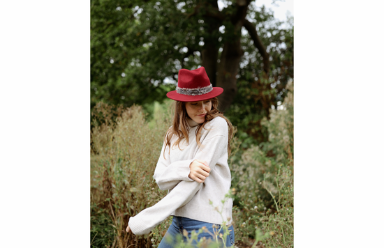 Hicks & Brown The Suffolk Fedora in Maroon (Guinea Feather Wrap)