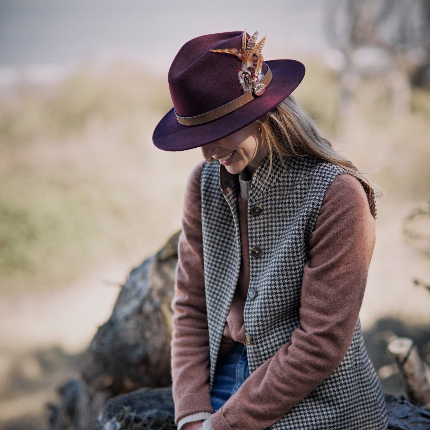 Hicks & Brown The Suffolk Fedora in Plum (Bronze Feather)