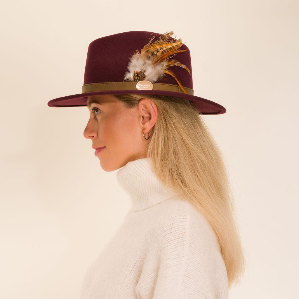 Hicks & Brown The Suffolk Fedora in Plum (Bronze Feather)