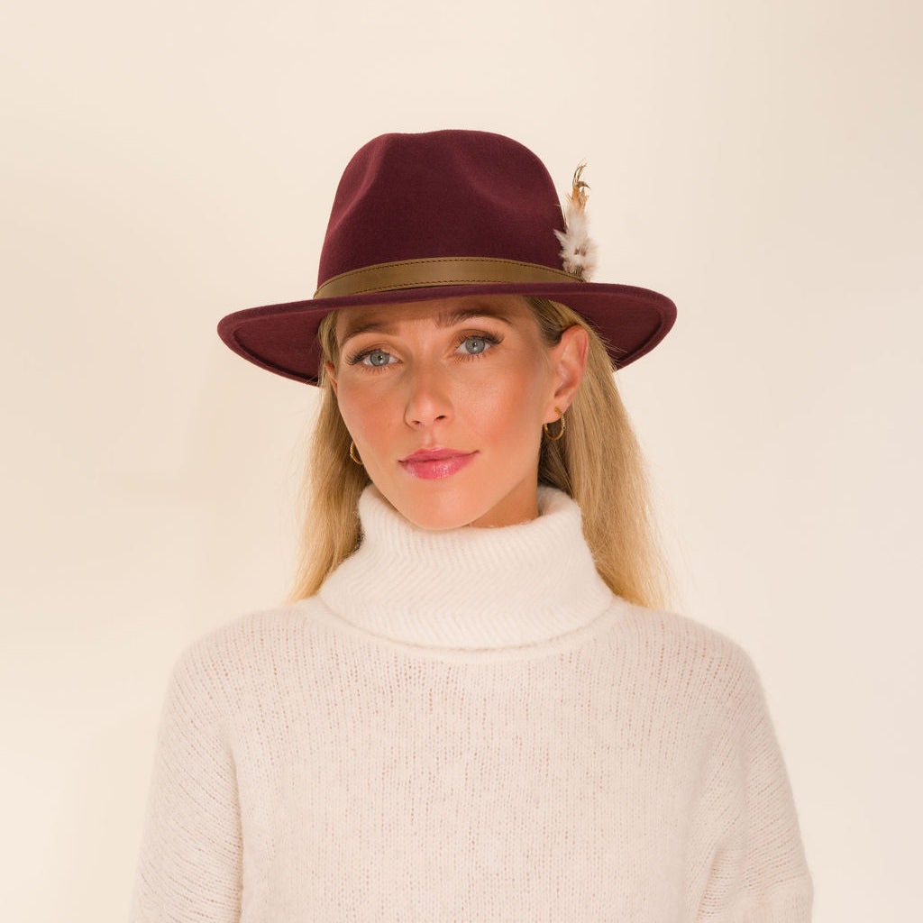 Hicks & Brown The Suffolk Fedora in Plum (Bronze Feather)