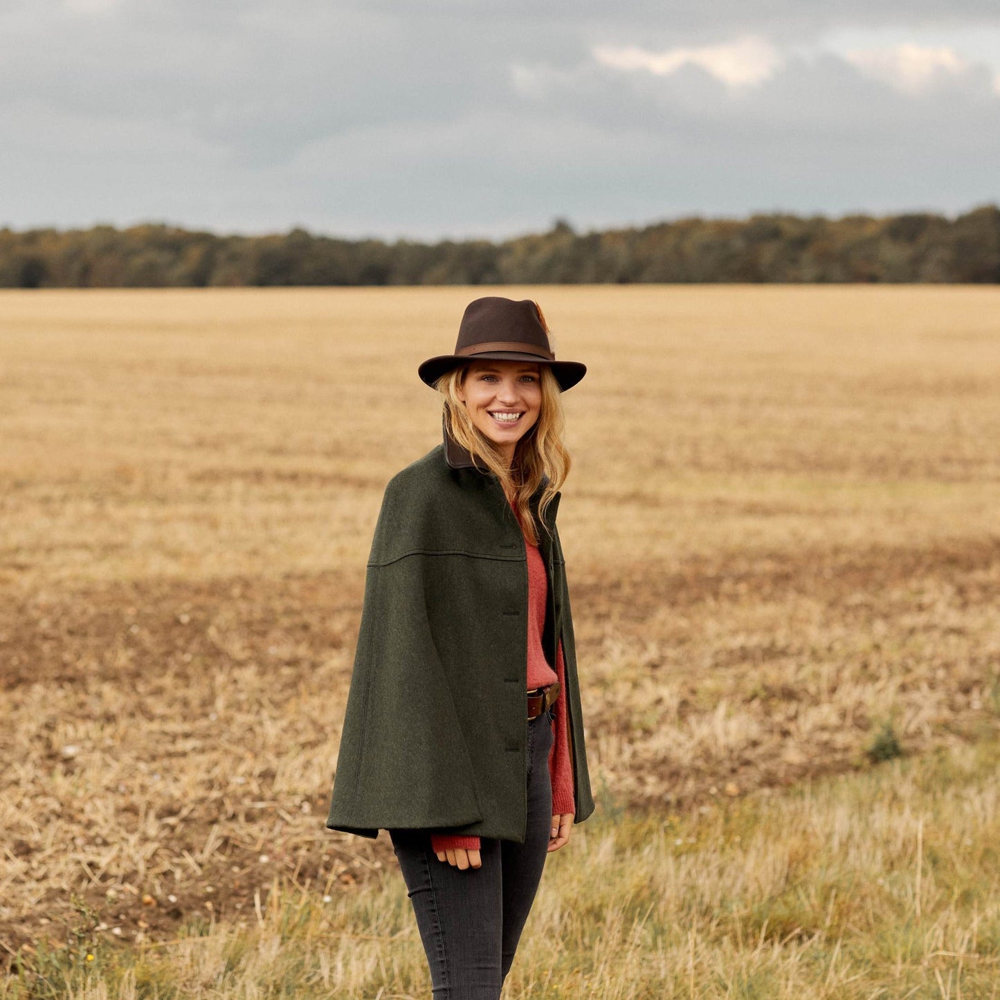 Hicks & Brown Suffolk Fedora Gamebird Feather- Dark Brown