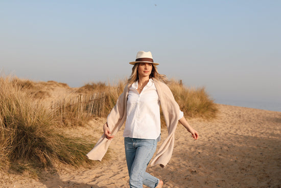 Hicks & Brown The Aldeburgh Fedora in Cream (Brown Ribbon)