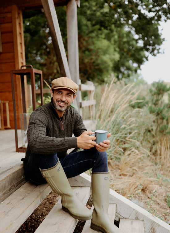 Hicks & Brown The Felsham Tweed Baker Boy Cap in Russet