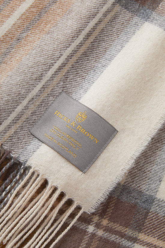 Hicks & Brown The Fornham Lambswool Scarf in Cream Check